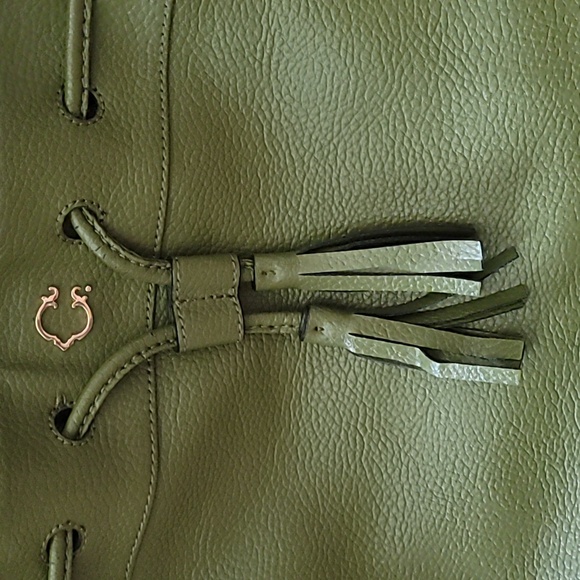 C Wonder Green Faux Leather Tote Bag - Picture 3 of 6